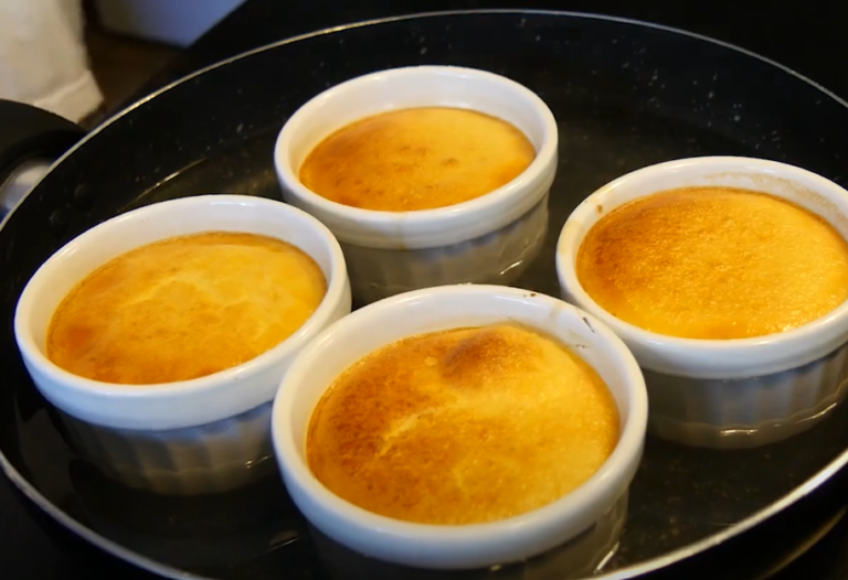 les oeufs au lait de ma grand mère sortant du four au bain marie