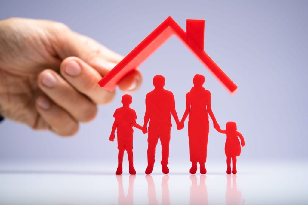L'assurance habitation est elle obligatoire pour les propriétaires ou les locataires ?